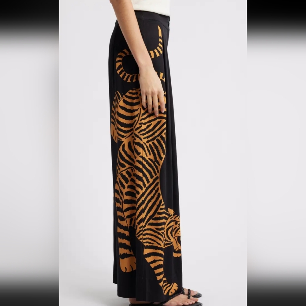 MWOT FARM RIO BLACK TIGER WIDE LEG PAMTS IN BLACK - Picture 4 of 11